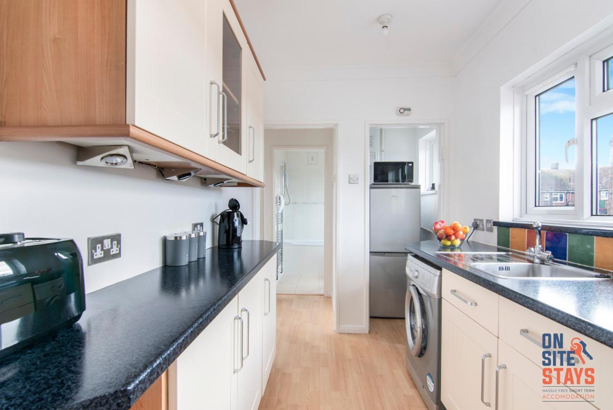 Onsitestays - Cosy 2-Bedroom Apartment With Private Entrance & Long Stay Prices Gravesend Exterior foto